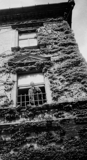 THM-BJ-02397 - Ballagás a szekszárdi Garay János Gimnáziumban az 1960-as években