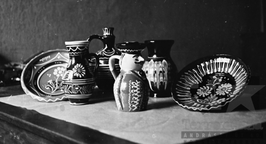 THM-BJ-02461a - Tolna megyei Építőanyagipari Vállalat csatári kerámiaüzeme az 1960-as években