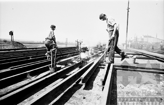 THM-BJ-02516 - Kurdi vasútállomás az 1960-as években