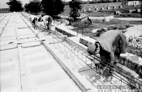 THM-BJ-02526 - Bátaszéki kendergyár építése Furkópusztán az 1960-as években 