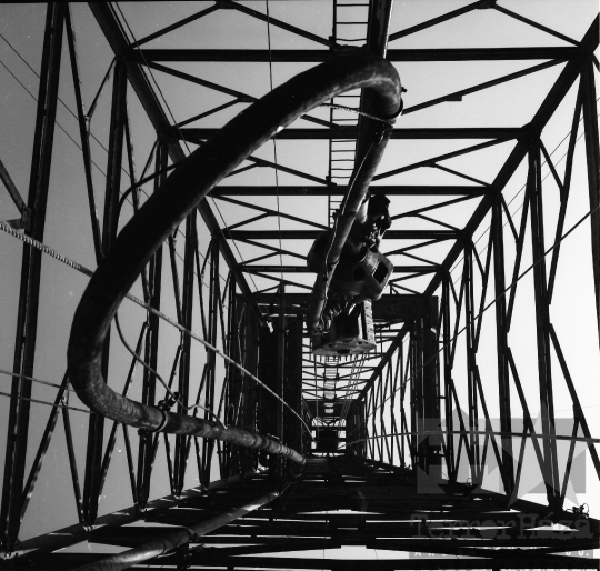 THM-BJ-02612 - Fúrótorony Kurdon az 1960-as években 