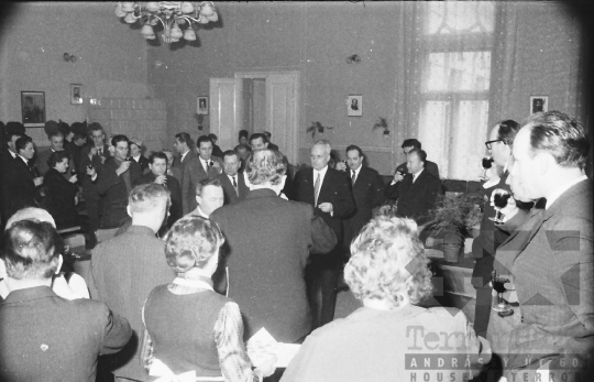 THM-BJ-02712 - Tolna megyei országgyűlési képviselők Szekszárdon az 1960-as években 