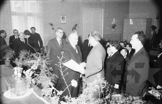 THM-BJ-02715 - Tolna megyei országgyűlési képviselők Szekszárdon az 1960-as években 