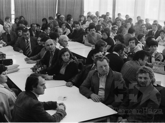 THM-BJ-03028 - Munkásgyűlés a Tolna Megyei Állami Építőipari Vállalatnál az 1970-es években 