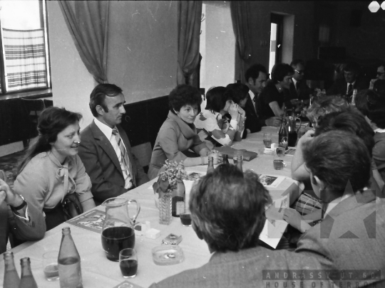 THM-BJ-03044 - Atléták találkozója Szekszárdon az 1970-es években
