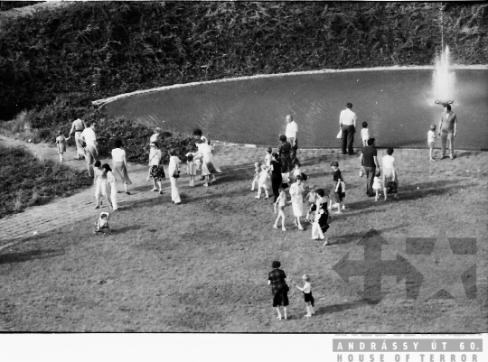 THM-BJ-03109 - Városi rendezvény Szekszárdon az 1980-as években