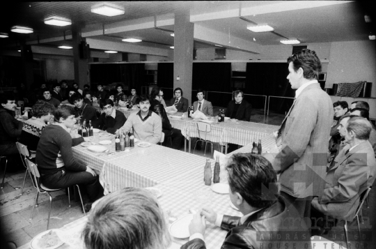 THM-BJ-03137 - Tolna megyei Hazafias Népfront értekezlete az 1980-as években 