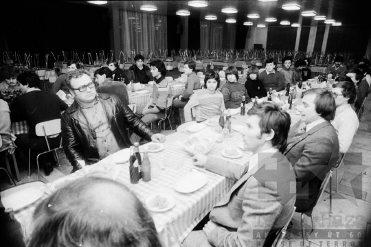 THM-BJ-03139 - Tolna megyei Hazafias Népfront értekezlete az 1980-as években 