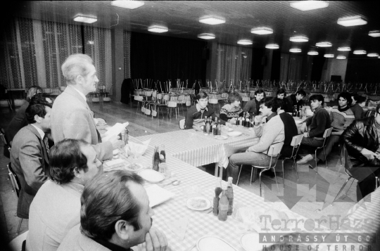 THM-BJ-03140 - Tolna megyei Hazafias Népfront értekezlete az 1980-as években 