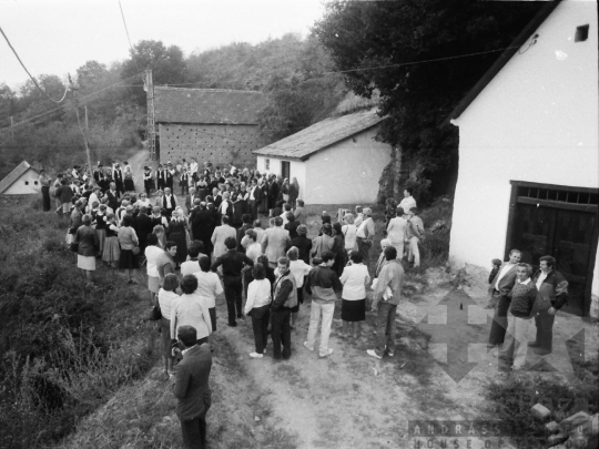 THM-BJ-03163 - Helyi tánccsoport rendezvénye Mórágyon az 1980-as években