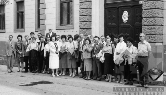 THM-BJ-03313 - Harmincéves érettségi találkozó a szekszárdi Garay János Gimnáziumban az 1980-as években