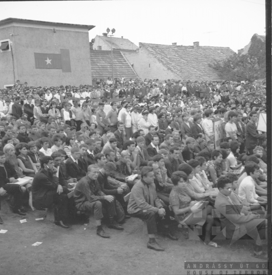 THM-BJ-03326 - Vietnam melletti szolidaritási nagygyűlés az 1960-as években 