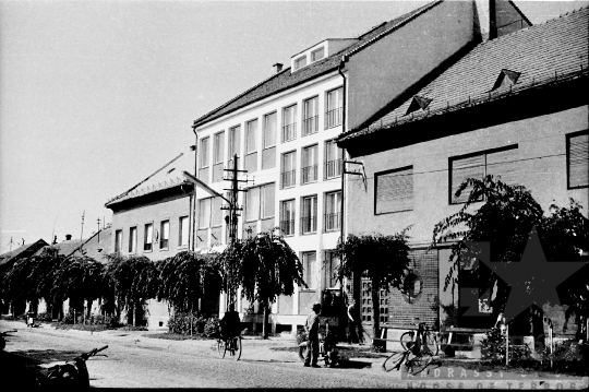 THM-BJ-03570 - Szekszárdi belváros az 1960-as években