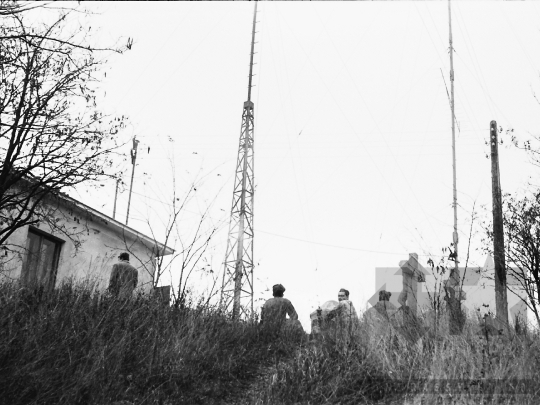 THM-BJ-03620 - Szekszárdi adótorony a Kálvária-dombon az 1960-as években 
