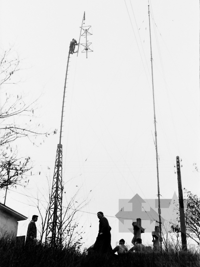 THM-BJ-03629 - Szekszárdi adótorony a Kálvária-dombon az 1960-as években 