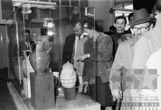 THM-BJ-03650 - Népművészeti kiállítás Pécsváradon az 1960-as években