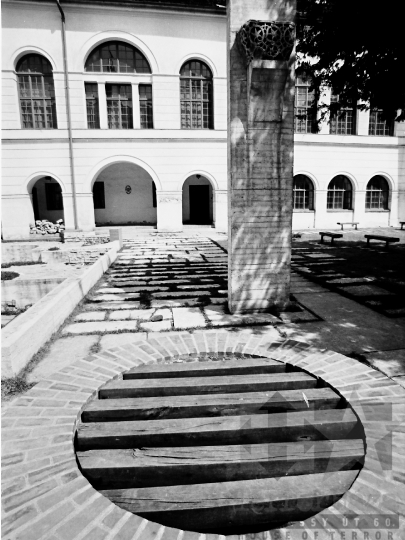 THM-BJ-03735 - Szekszárdi megyeháza az 1970-es években