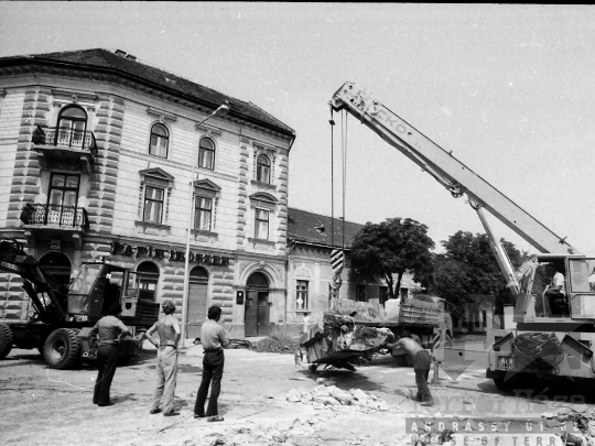 THM-BJ-03845 - Szekszárdi-séd betonozása, lefedése az 1970-es években 