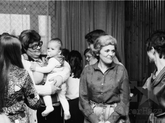 THM-BJ-03940 - Névadó ünnepség a szekszárdi BM klubban az 1980-as években