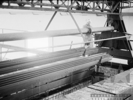 THM-BJ-04032 - Szekszárdi Mezőgazdasági Gépjavító Vállalat az 1980-as években 