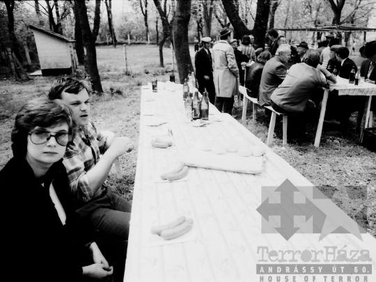 THM-BJ-04100 - Falusi majális Ozorán az 1980-as években 