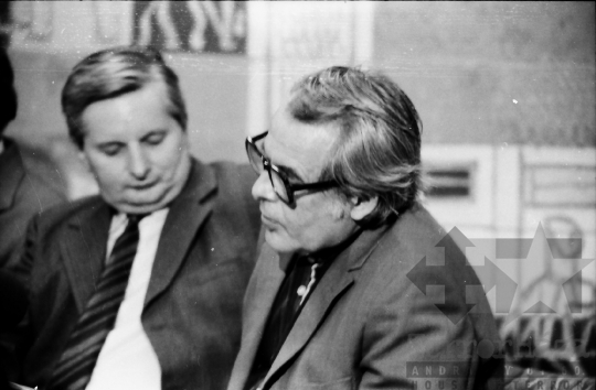 THM-BJ-04162 - Takáts Gyula költő köszöntése 60. születésnapja alkalmából az 1970-es években