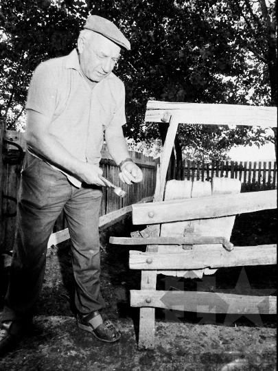 THM-BJ-04194 - Dunakömlődi termelőszövetkezet az 1980-as években 