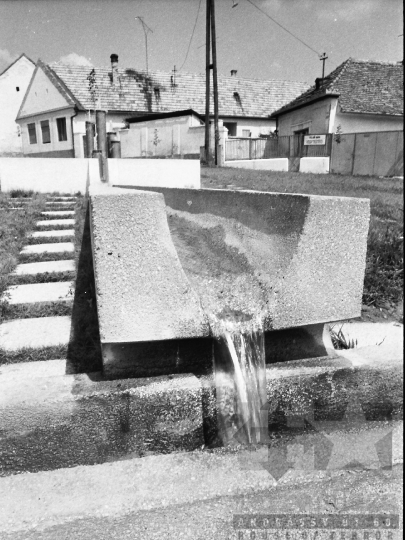 THM-BJ-04211a - Paksi városkép az 1980-as években