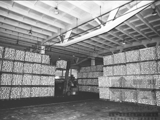 THM-BJ-04233 - Paksi konzervgyár az 1980-as években 