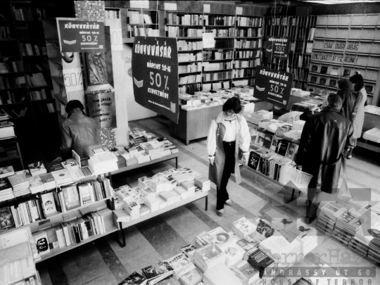 THM-BJ-04300 - Mezőgazdasági könyvhónap megnyitója Szekszárdon az 1980-as években