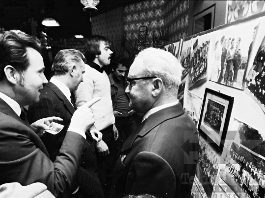 THM-BJ-04314 - Öregfiúk találkozója Szekszárdon az 1980-as években