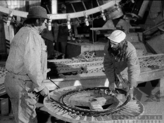 THM-BJ-04371a - Vegyépszer tamási gyáregysége az 1980-as években 