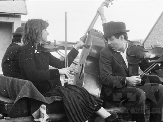 THM-BJ-04610 - Kardos Györgyi néptáncos esküvője Szekszárdon az 1980-as években