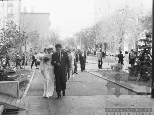 THM-BJ-04619 - Kardos Györgyi néptáncos esküvője Szekszárdon az 1980-as években