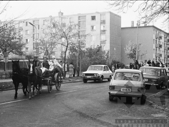 THM-BJ-04620 - Kardos Györgyi néptáncos esküvője Szekszárdon az 1980-as években