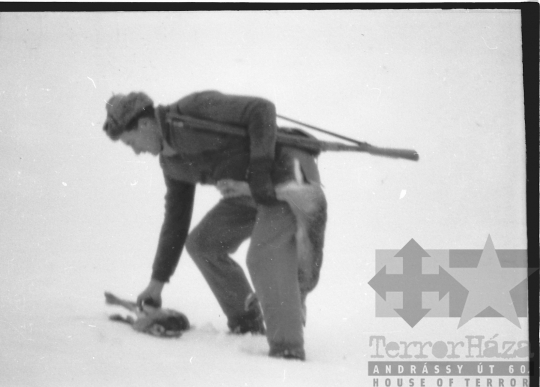 THM-BJ-04711 - Téli vadászat Tolna-Mözsön az 1960-as években