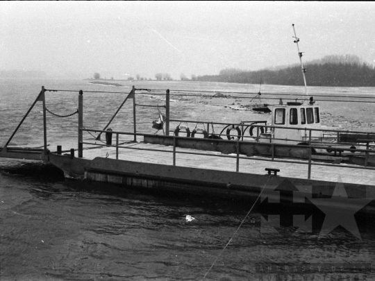 THM-BJ-04810 - Duna-part Gerjennél az 1970-es években