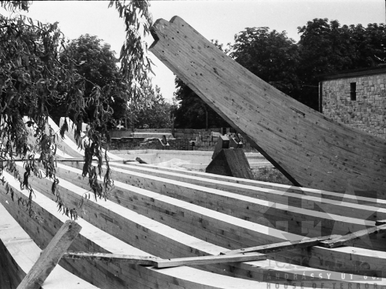 THM-BJ-05062 - Paksi uszoda építése az 1970-es években 