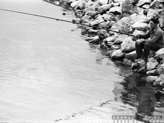 THM-BJ-05218 - Duna-part Dunaföldvárnál az 1970-es években