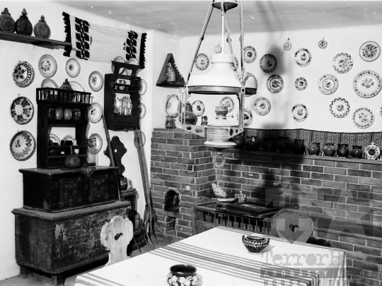 THM-BJ-05350 - Néprajzi gyűjtemény Bölcskén az 1970-es években  