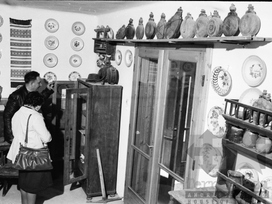 THM-BJ-05352 - Néprajzi gyűjtemény Bölcskén az 1970-es években  