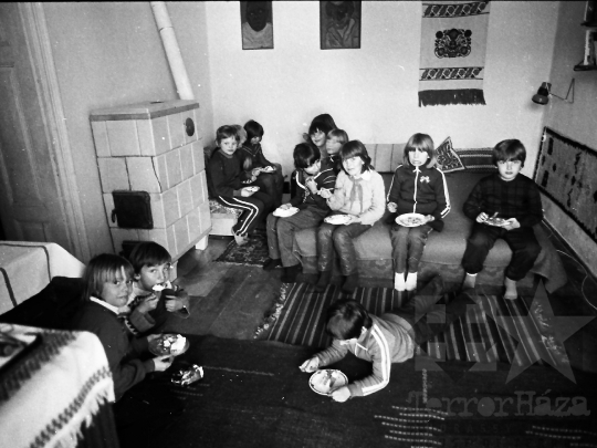 THM-BJ-05658 - Mórágyi életkép az 1980-as évekből 