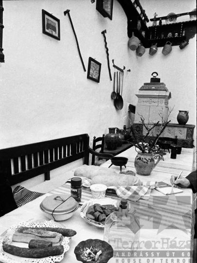 THM-BJ-05710 - Mórágyi pincészet az 1980-as években 