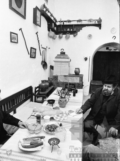 THM-BJ-05711 - Mórágyi pincészet az 1980-as években 