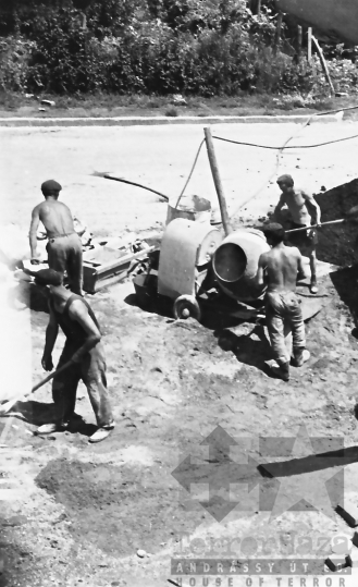 THM-BJ-05957 - Kommunista Ifjúsági Szövetség fadd-dombori táborának építése az 1960-as években 