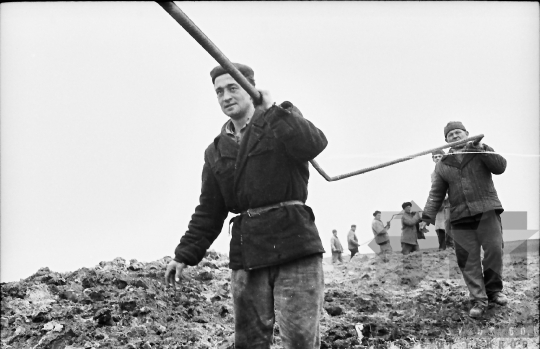 THM-BJ-06051 - Hídépítés Tolnanémedinél az 1960-as években