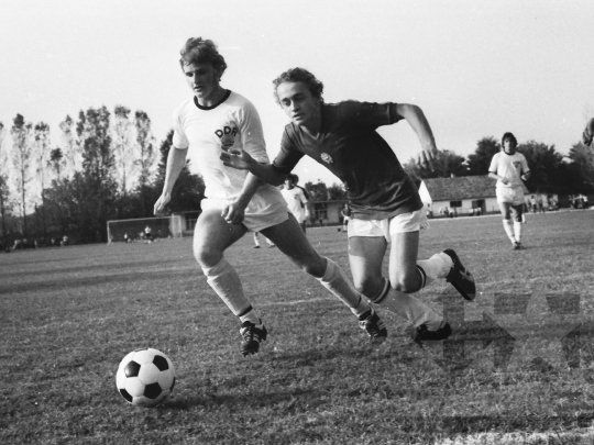 THM-BJ-06124 - Magyarország-Német Demokratikus Köztársaság futballmérkőzése Bonyhádon az 1970-es években