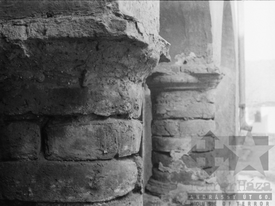 THM-BJ-06154 - Egykori Irgalmas Szamaritánus Kórház épülete Bonyhádon az 1970-es években