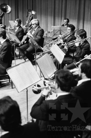 THM-BJ-06237 - Véghelyi Mikós fúvószenekarának hangversenye Szekszárdon az 1970-es években