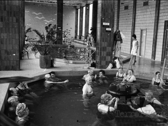 THM-BJ-06251 - Dombóvári Gunarasfürdő az 1970-es években